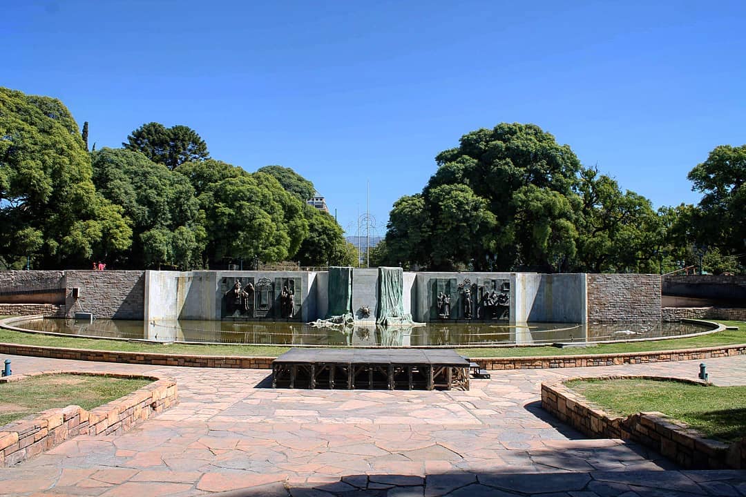 Mendoza - Plaza Indeendencia